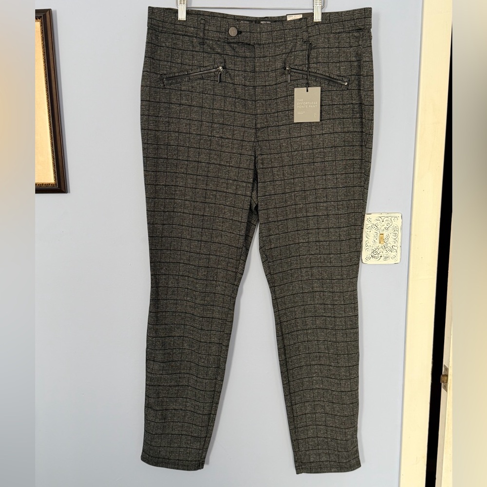 Simply Vera Vera Wang Black and White Plaid Pants